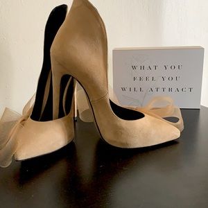 Brand New. Aleksander Siradekian stiletto Heels